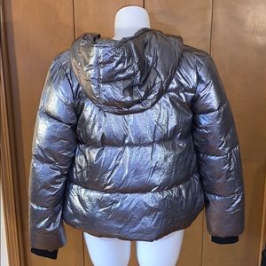 AE Metallic puffer